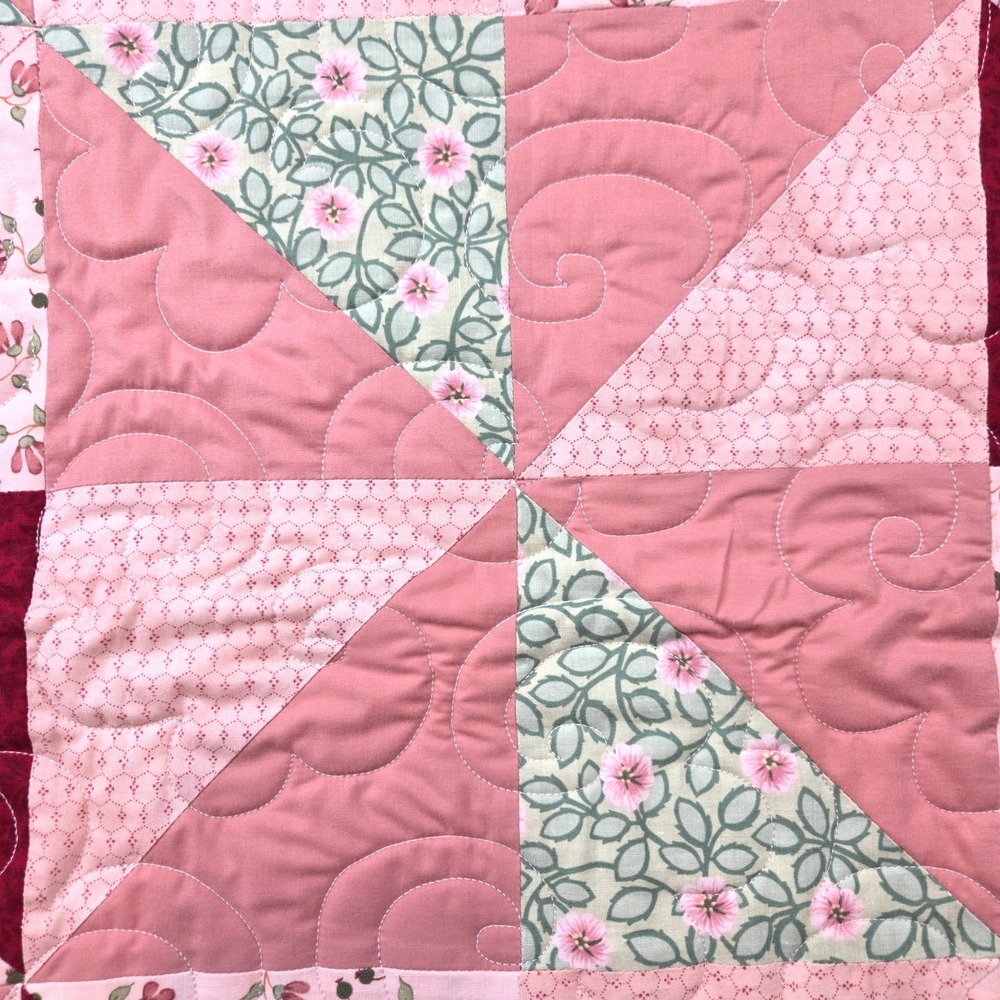 Vintage 2005 Pink Handmade Half Square Triangles Patchwork Quilt 70x48 BRAND NEW - Picture 6 of 9